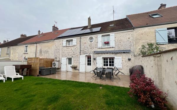 Maison à vendre    5 pièces • 112 m2 Mouroux