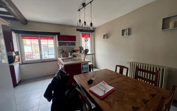 Maison à vendre    5 pièces • 112 m2 Mouroux