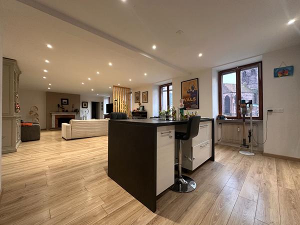 Appartement - 5 pièces - 131 m²