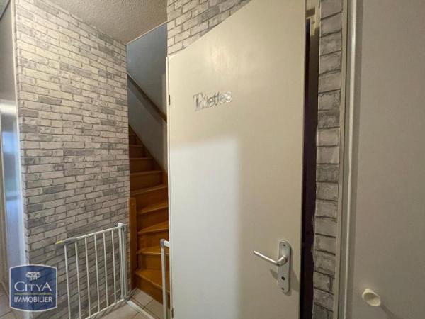 Maison à louer 4 pièces 81.86m²