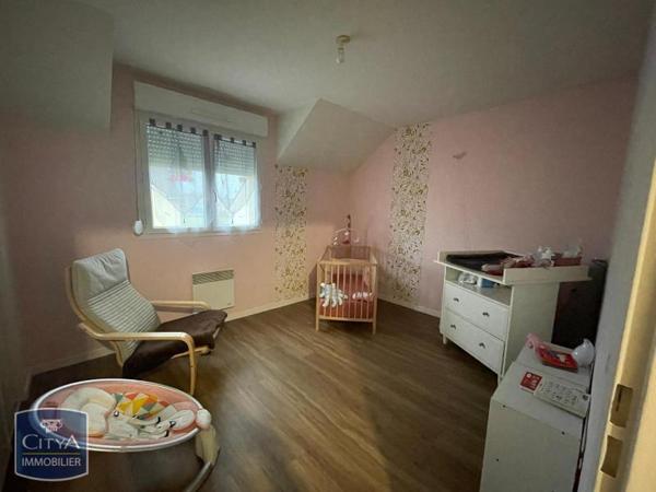 Maison à louer 4 pièces 81.86m²