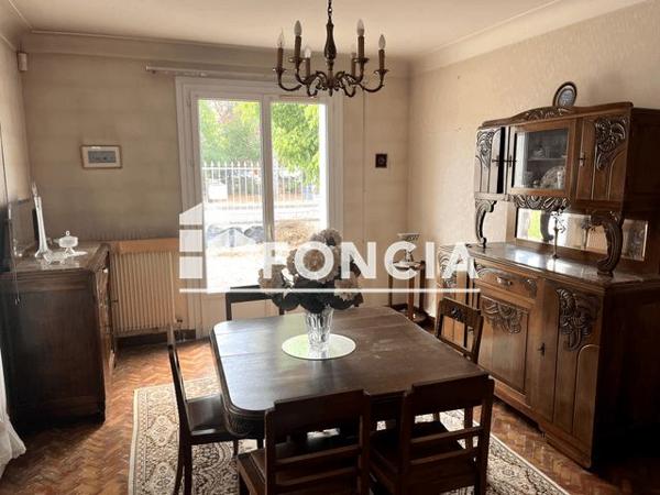 À vendre Maison 6 pièces 190 m² - Bordeaux 33000