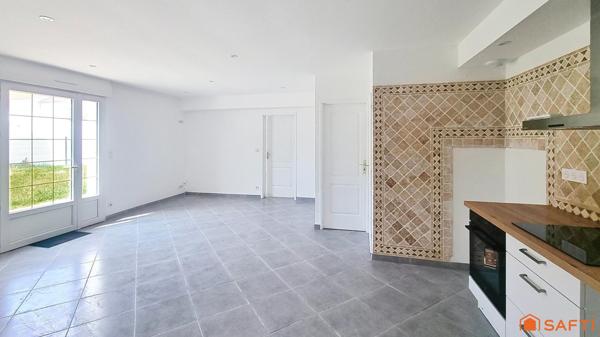 T3 Plain-pied, terrasse et cour privative au cœur de Meschers.