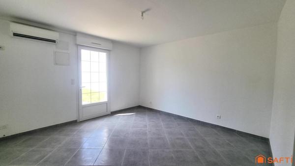 T3 Plain-pied, terrasse et cour privative au cœur de Meschers.