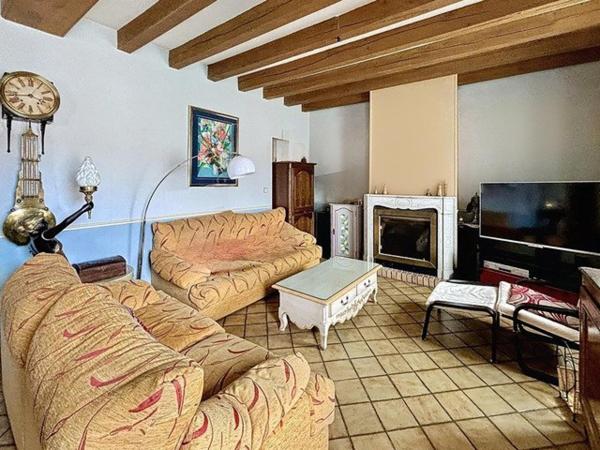 MAISON AVEC LOCAL  PROFESSIONNEL