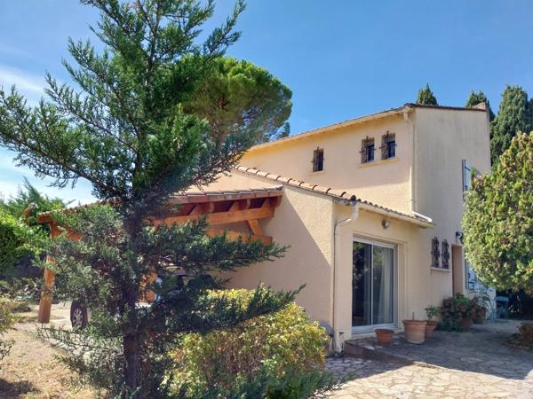 VILLA AVEC JARDIN