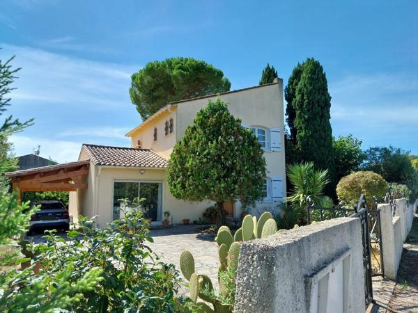 VILLA AVEC JARDIN