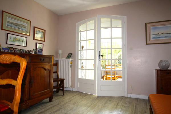 VILLA AVEC JARDIN
