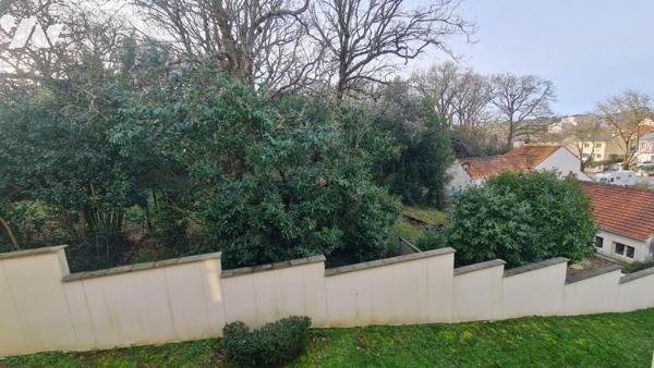 A VENDRE - SAINT-MARC-SUR-MER - Appartement lumineux de 2 chambres avec terrasse et parking sécurisé