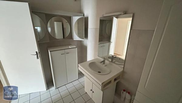 Appartement à louer 3 pièces 67.95m²