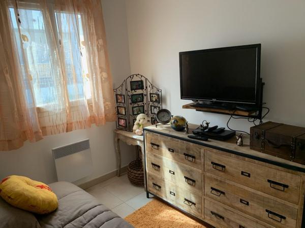 Appartement 3 Pièces avec Terrasse et Vue Mer à Bravone