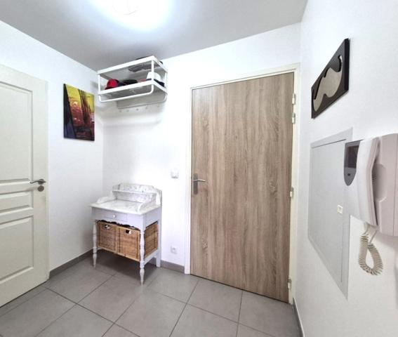 Appartement T2 - balcon - garage 13011