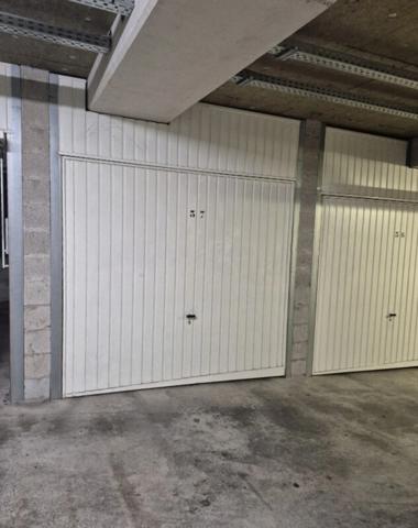 Appartement T2 - balcon - garage 13011