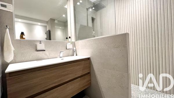 Appartement à vendre 3 pièces 70 m² Courbevoie