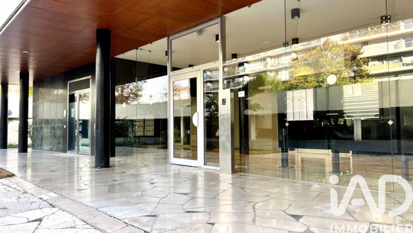 Appartement à vendre 3 pièces 70 m² Courbevoie