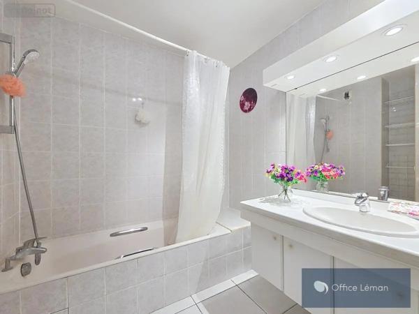 Achat - Appartement Ferney-Voltaire 01210 4 pièces 135 m 2