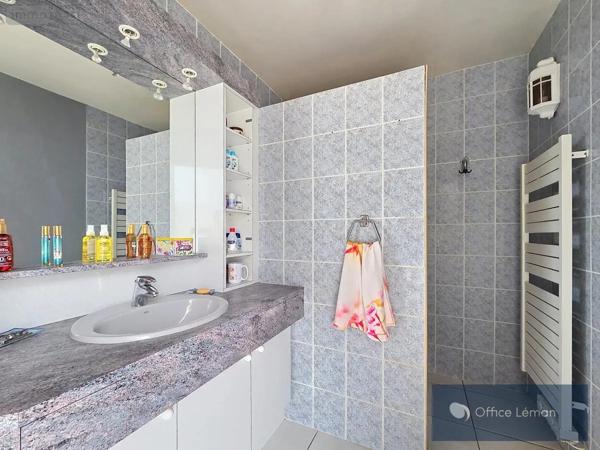 Achat - Appartement Ferney-Voltaire 01210 4 pièces 135 m 2