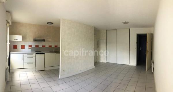 Appartement T2 loué avec parking privatif