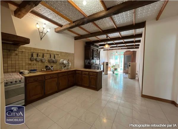 Maison à vendre 5 pièces 145m² Nîmes (30900)