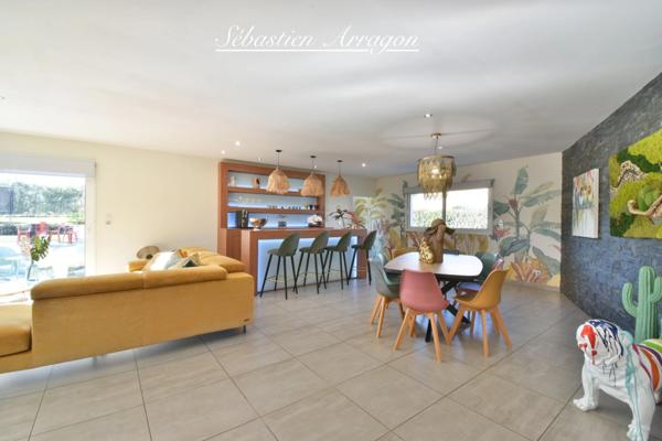 Villa d’architecte contemporaine à 10 minutes d’Agen – Calme, volumes et prestations haut de gamme (47)