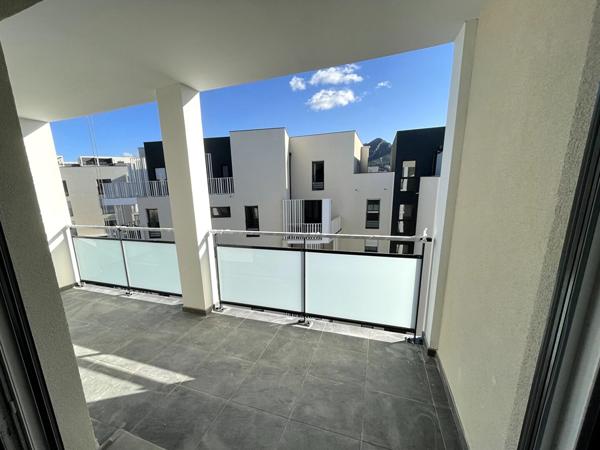 Appartement à louer 753 € CC Marseille 2 p 38 m² DPE B