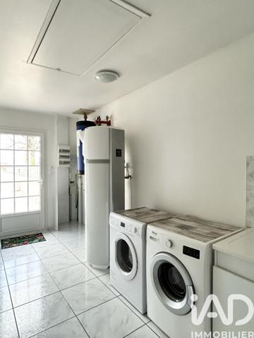 Maison à vendre 4 pièces 111 m² Saint-Pantaléon-de-Larche