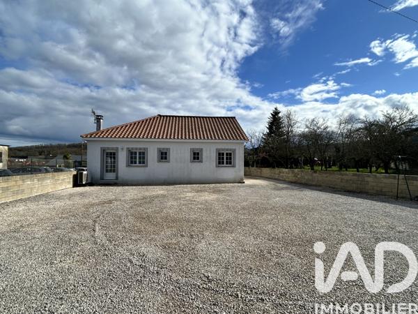 Maison à vendre 4 pièces 111 m² Saint-Pantaléon-de-Larche