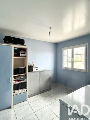 Maison à vendre 4 pièces 111 m² Saint-Pantaléon-de-Larche