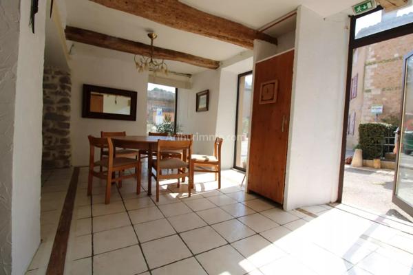 Vente                                                      Maison
                        
                     5 pièces                      150 m2                     à Saint-Maximin-la-Sainte-Baume