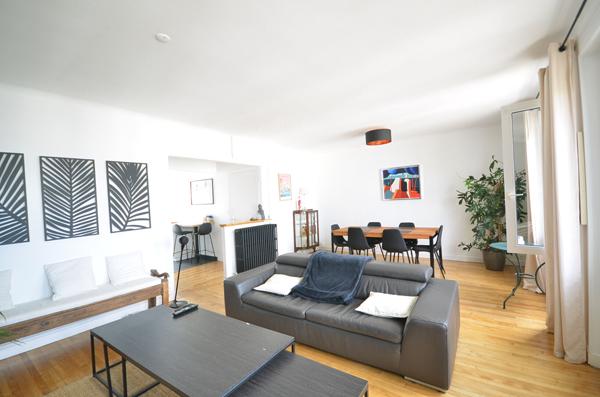 BREST TRIANGLE D'OR - Appartement T4 rénové et meublé de 77m² avec garage , Brest