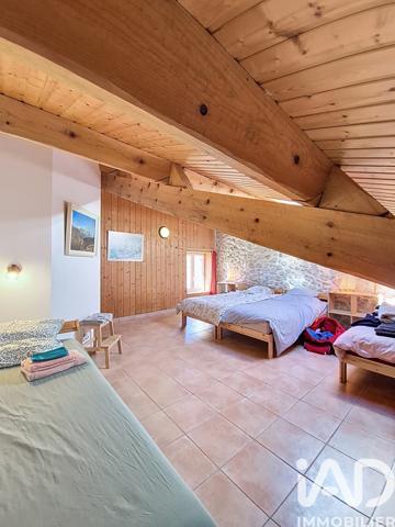 Maison à vendre 8 pièces 279 m² Noyers-sur-Jabron