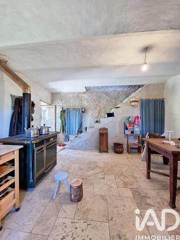 Maison à vendre 8 pièces 279 m² Noyers-sur-Jabron