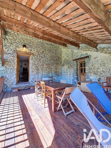 Maison à vendre 8 pièces 279 m² Noyers-sur-Jabron