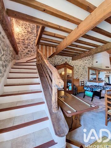 Maison à vendre 8 pièces 279 m² Noyers-sur-Jabron
