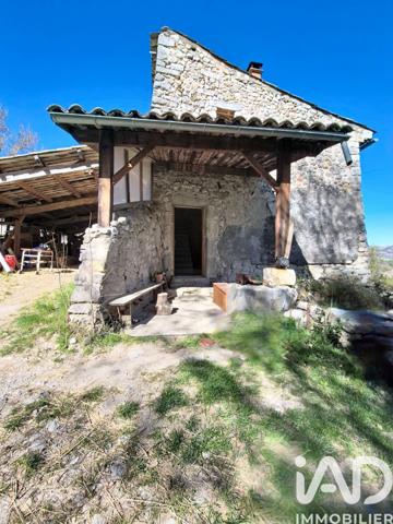 Maison à vendre 8 pièces 279 m² Noyers-sur-Jabron