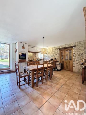 Maison à vendre 8 pièces 279 m² Noyers-sur-Jabron