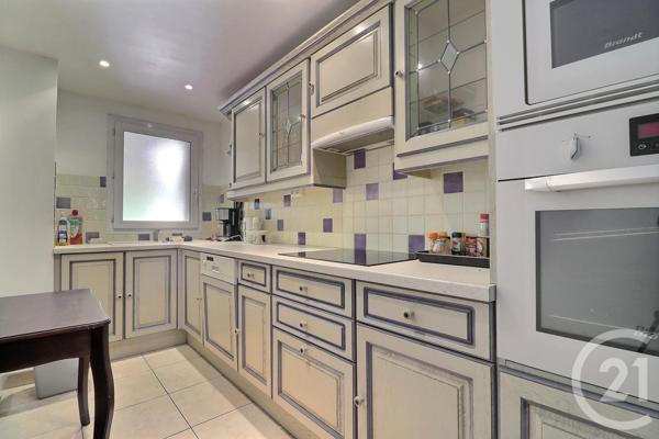 Appartement T4 à vendre  4 pièces - 100 m2 ST RAPHAEL - 83