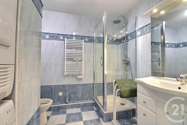 Appartement T4 à vendre  4 pièces - 100 m2 ST RAPHAEL - 83