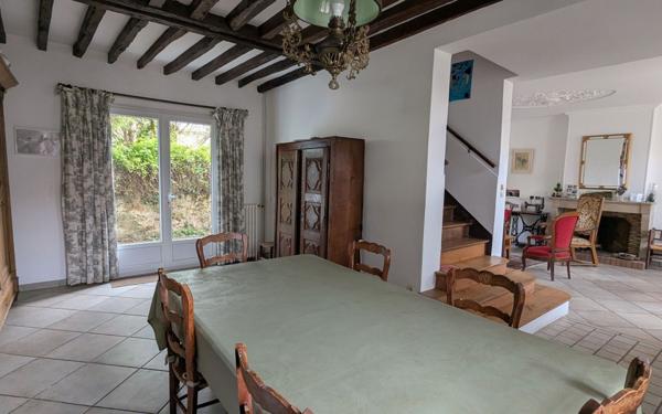 Maison à vendre    6 pièces • 195,23 m2 Saâcy-sur-Marne