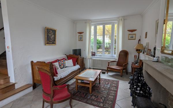 Maison à vendre    6 pièces • 195,23 m2 Saâcy-sur-Marne