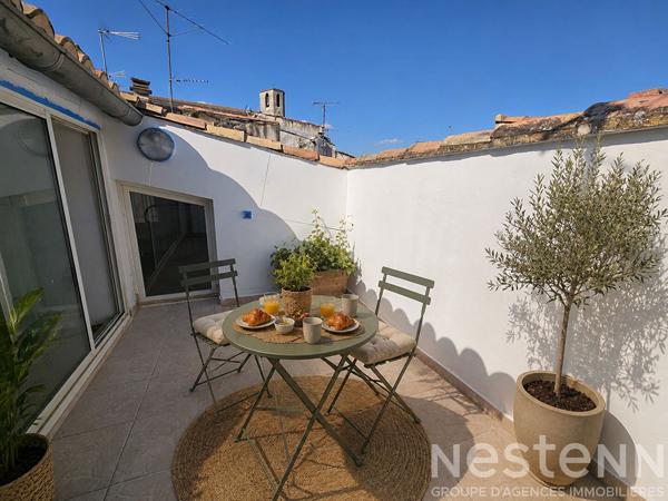 À VENDRE -Superbe T2 Duplex entièrement rénové avec terrasse tropézienne - Coeur de Saint-Maximin-la-Sainte-Baume