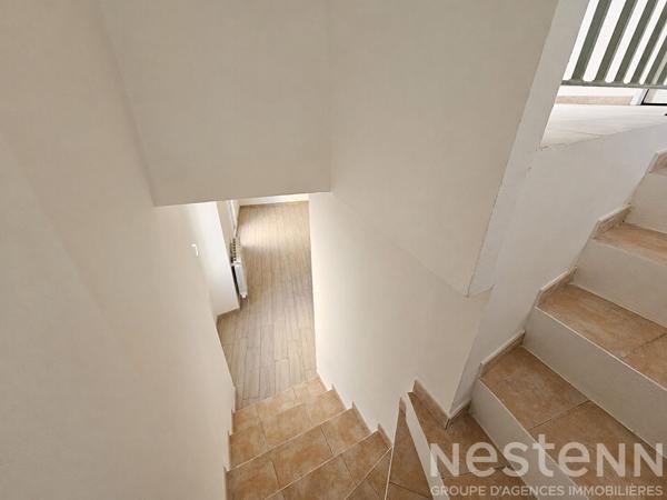 À VENDRE -Superbe T2 Duplex entièrement rénové avec terrasse tropézienne - Coeur de Saint-Maximin-la-Sainte-Baume