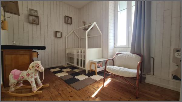 Maison à NOIRTERRE, 79300 - 11 pièces 145m²