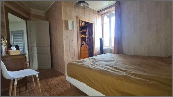 Maison à NOIRTERRE, 79300 - 11 pièces 145m²