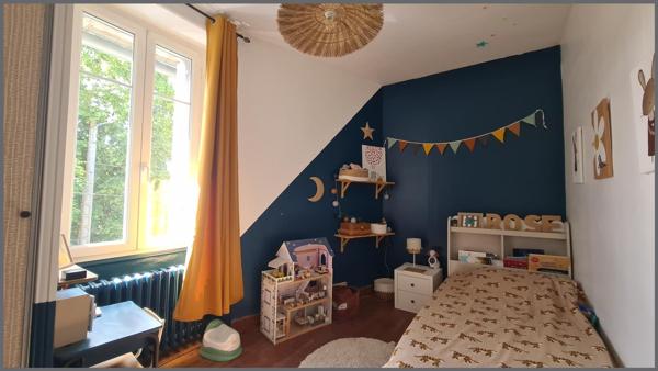 Maison à NOIRTERRE, 79300 - 11 pièces 145m²