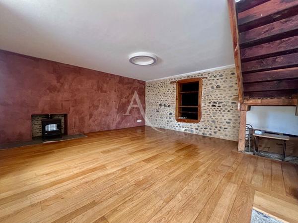 Pau Corps de ferme avec dépendance