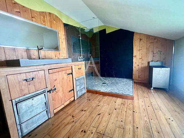 Pau Corps de ferme avec dépendance