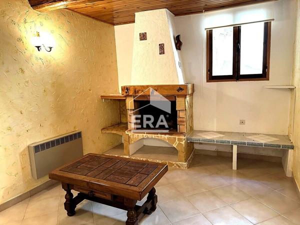 Maison Bayons 2 chambres + cave + extérieur + terrasse