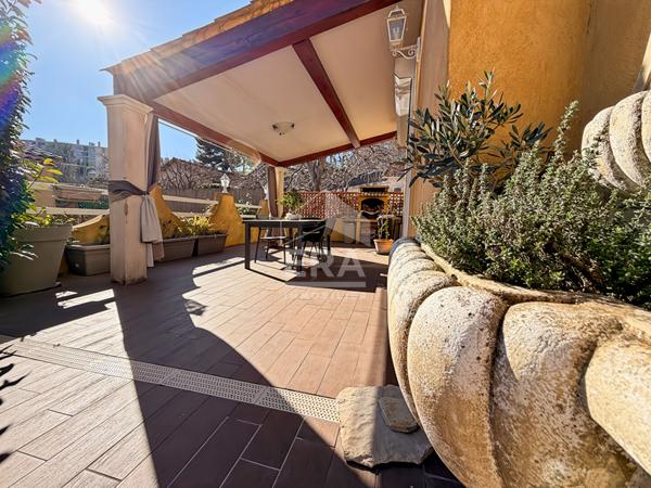 À Vendre - Maison de charme - 146 m² - Marseille 10e