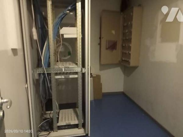 Immeuble de Rapport à usage commercial et habitation à vendre à 15 Km de Lille Ouest (Armentières).